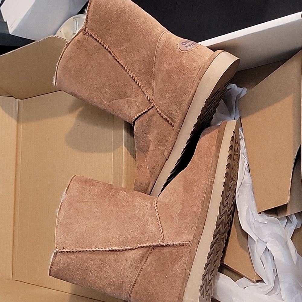 Old Friend chestnut suede boots size 9